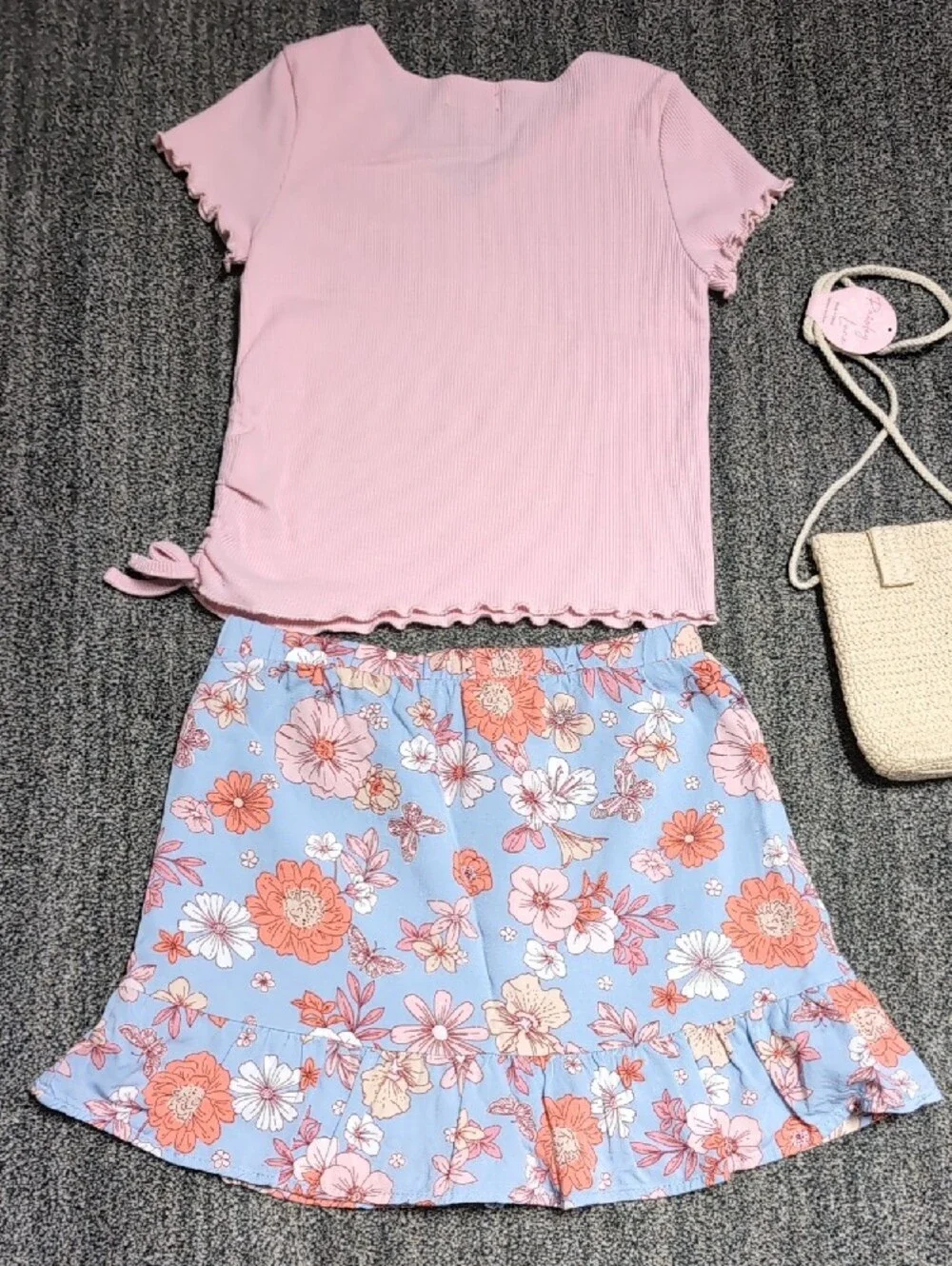 EUC Paisley Lane Girls Pink Floral Ruffle Hem Skirt Set